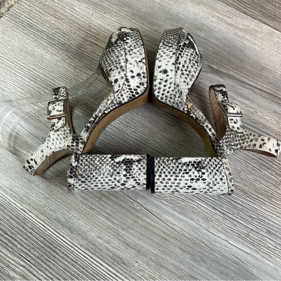 Woman’s topshop well worn leather snake embossed chunky heel and platform sz 8.5 - Picture 5 of 13